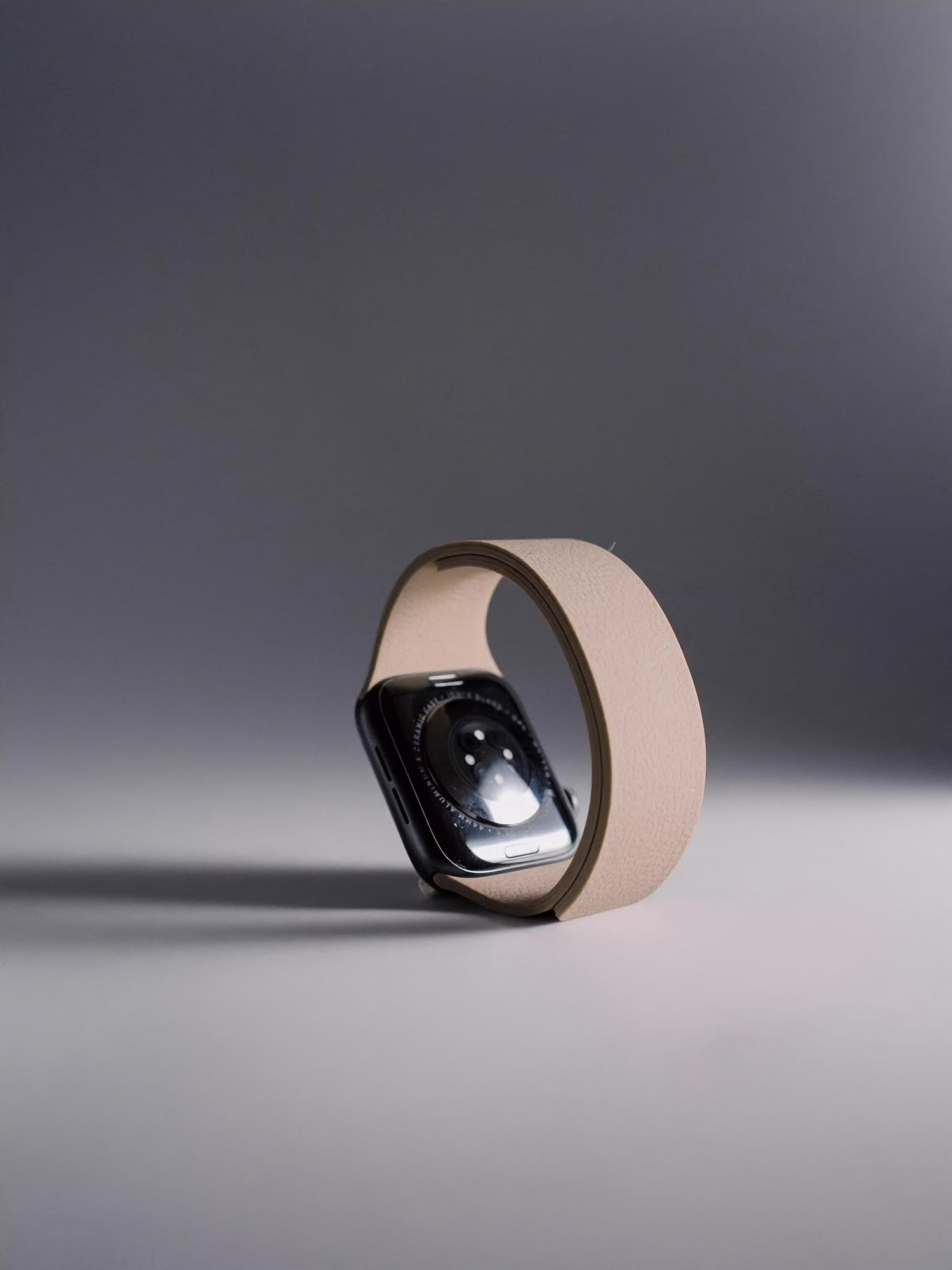 VoraWatch Band -  Magnetic Silicone Strap for Apple Watch