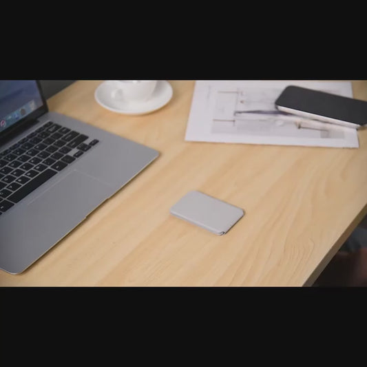 VoraGrip Flex+

Magnetic Foldable Stand & Card Holder